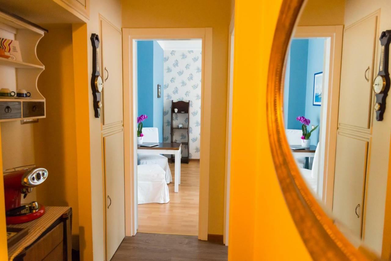 Room Felicia Триест Экстерьер фото